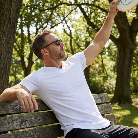 🌞Frühlingserwachen: 50% Rabatt!✨ Herren Lässiges Einfarbiges Athletic T-Shirt – Gekerbter V-Ausschnitt, Slim Fit & Stretch-Stoff für Kraftvolle Silhouette