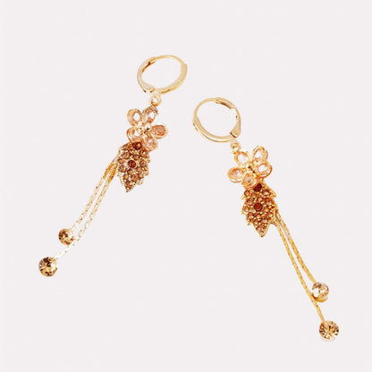 👂💎 50% RABATT! Ohrringe mit synthetischen Diamanten und floralen Quasten – Funkelexzess & romantischer Boho-Charme ✨