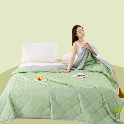 📢Mid-Season Sale: −50% nur für kurze Zeit⏰🛏️ Leichte Sommerdecke – atmungsaktiv, kühlend & feuchtigkeitsableitend, ideal für heiße Nächte & den täglichen Gebrauch ❄️🌙