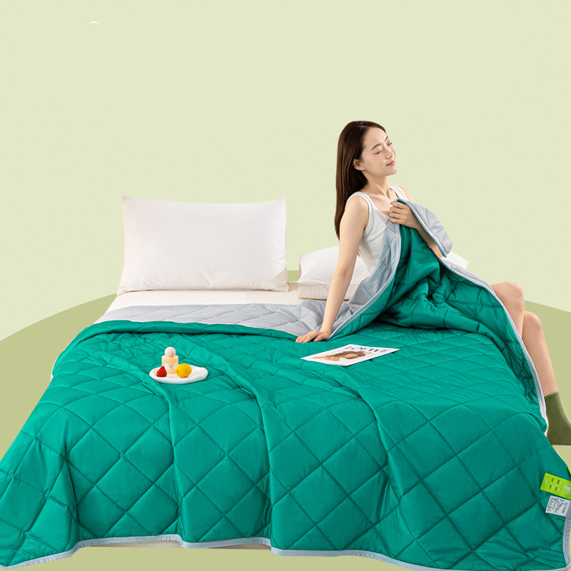 📢Mid-Season Sale: −50% nur für kurze Zeit⏰🛏️ Leichte Sommerdecke – atmungsaktiv, kühlend & feuchtigkeitsableitend, ideal für heiße Nächte & den täglichen Gebrauch ❄️🌙