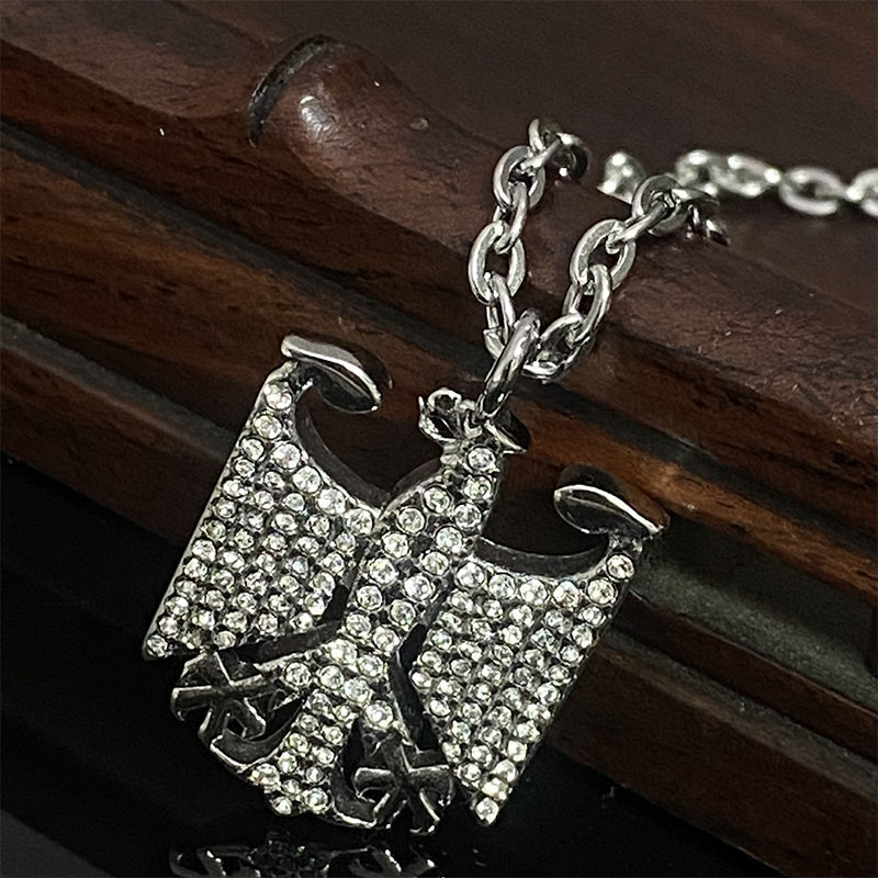 🦅🇩🇪 Halskette mit Bundesadler-Emblem – 60% RABATT! Trage deine Verbundenheit mit Stolz – edles Design, hochwertig verarbeitet. 🔥✨