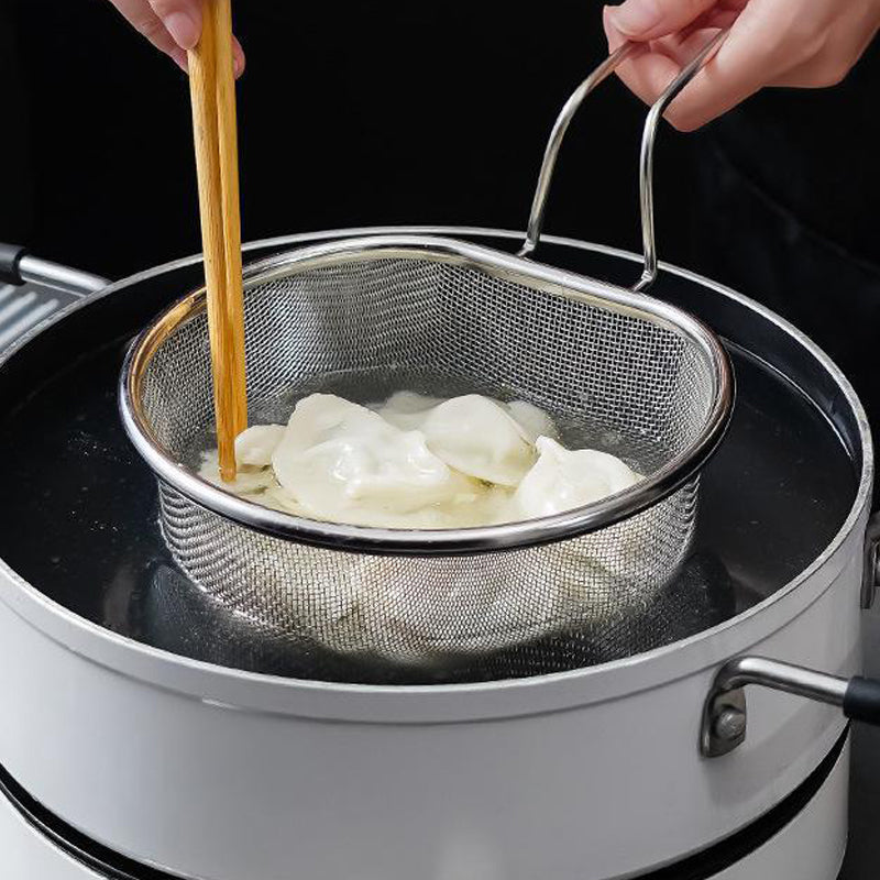 🍳 Hochwertiges Edelstahlsieb mit Griff – Praktisch zum Abseihen, Waschen & Kochen