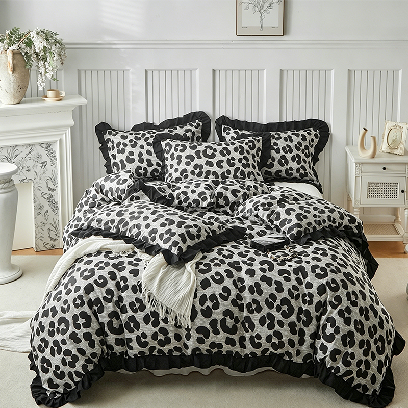 🐆 JETZT 50% RABATT! 🛌 Leoparden-Druck Rüschen-Bettbezug-Set – Weiches Gewebe, schickes Rüschendetail & lebendiger Druck – Perfekt für ein kühnes, gemütliches Schlafzimmer ✨