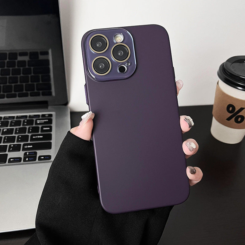 Custodia sottile per iPhone con protezione dell'obiettivo