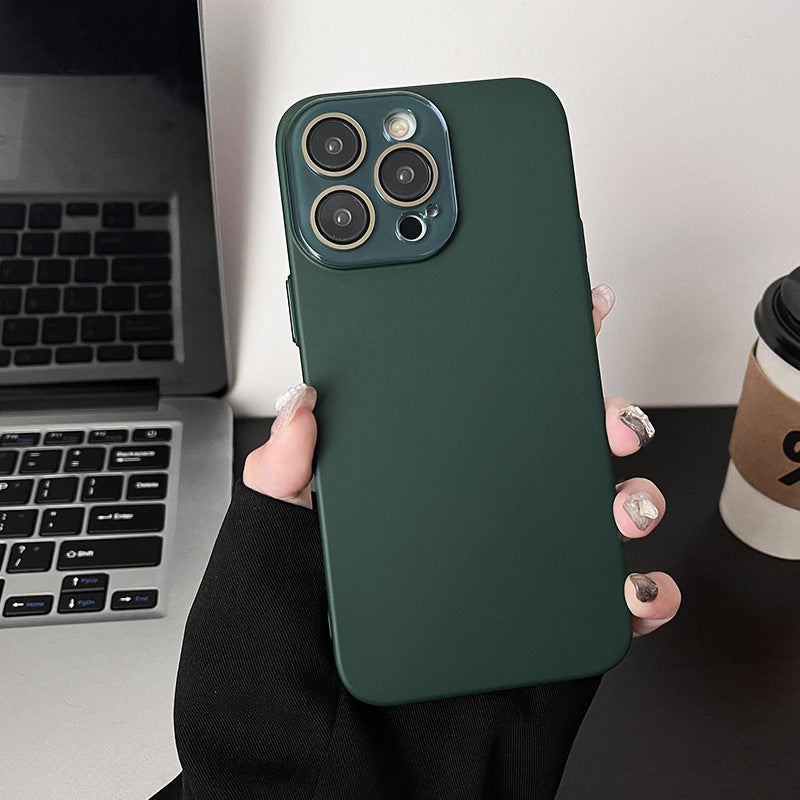 Custodia sottile per iPhone con protezione dell'obiettivo