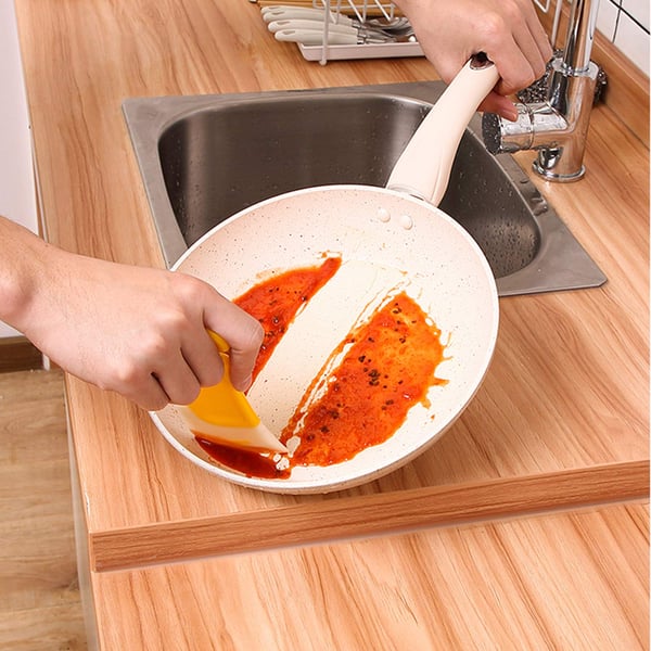 Cuisine de qualité des aliments spatule en silicone