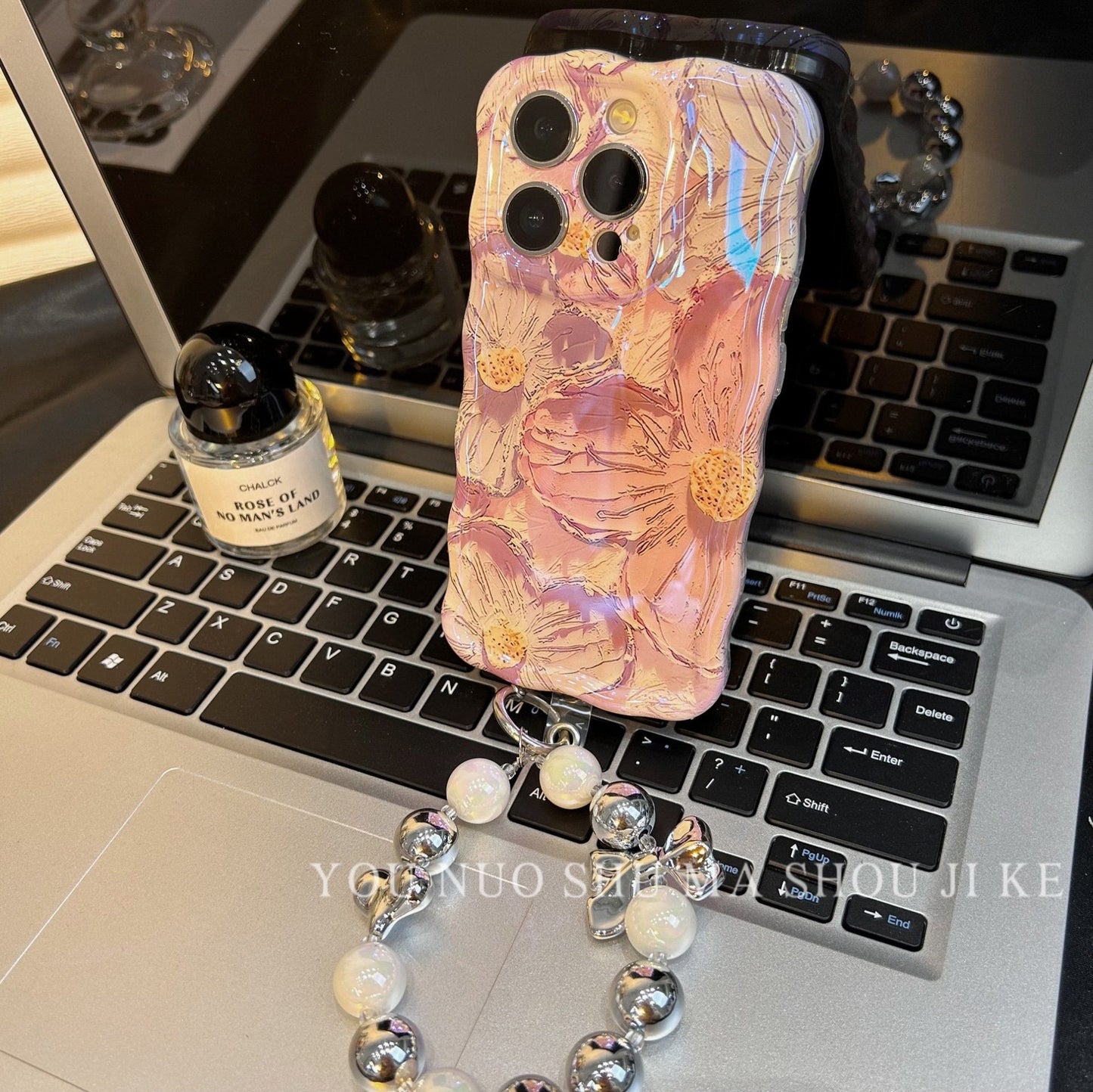 Blå iPhone -telefonskall med retrooljemaleri