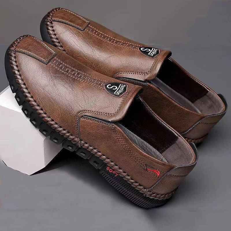 Zapatos para hombres hechos a mano hechos de cuero