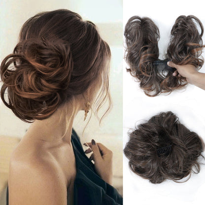 Clip de peine lateral desordenado en el accesorio para el cabello del moño